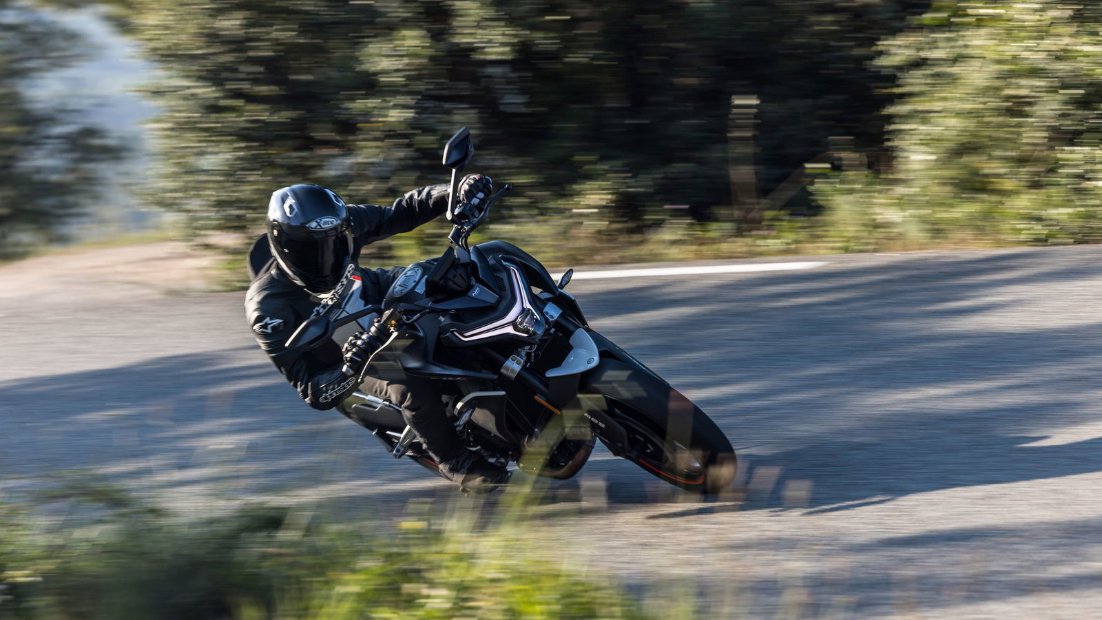 CFMoto 800NK Advanced